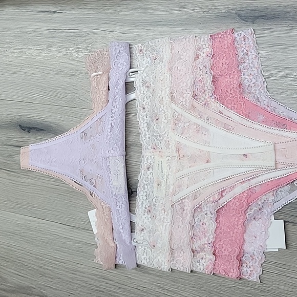 JESSICA SIMPSON THONG. - Picture 5 of 10